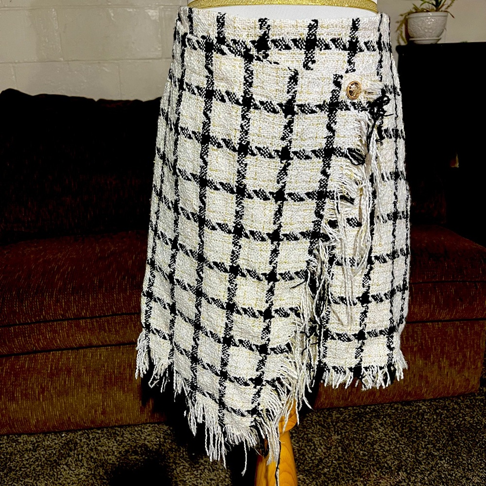 SHEIN Size 4 Skirt